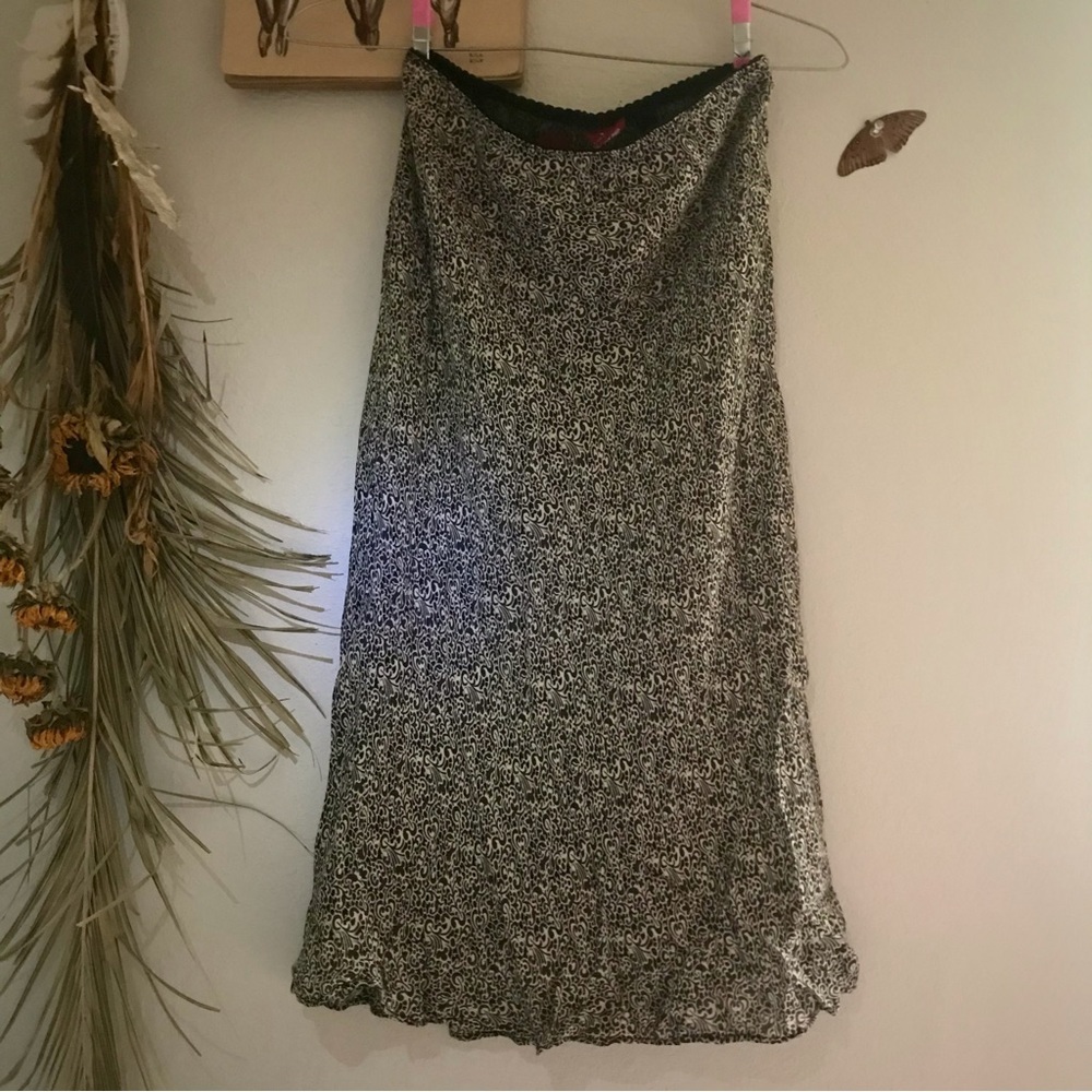 Merona black and gray zip up skirt
